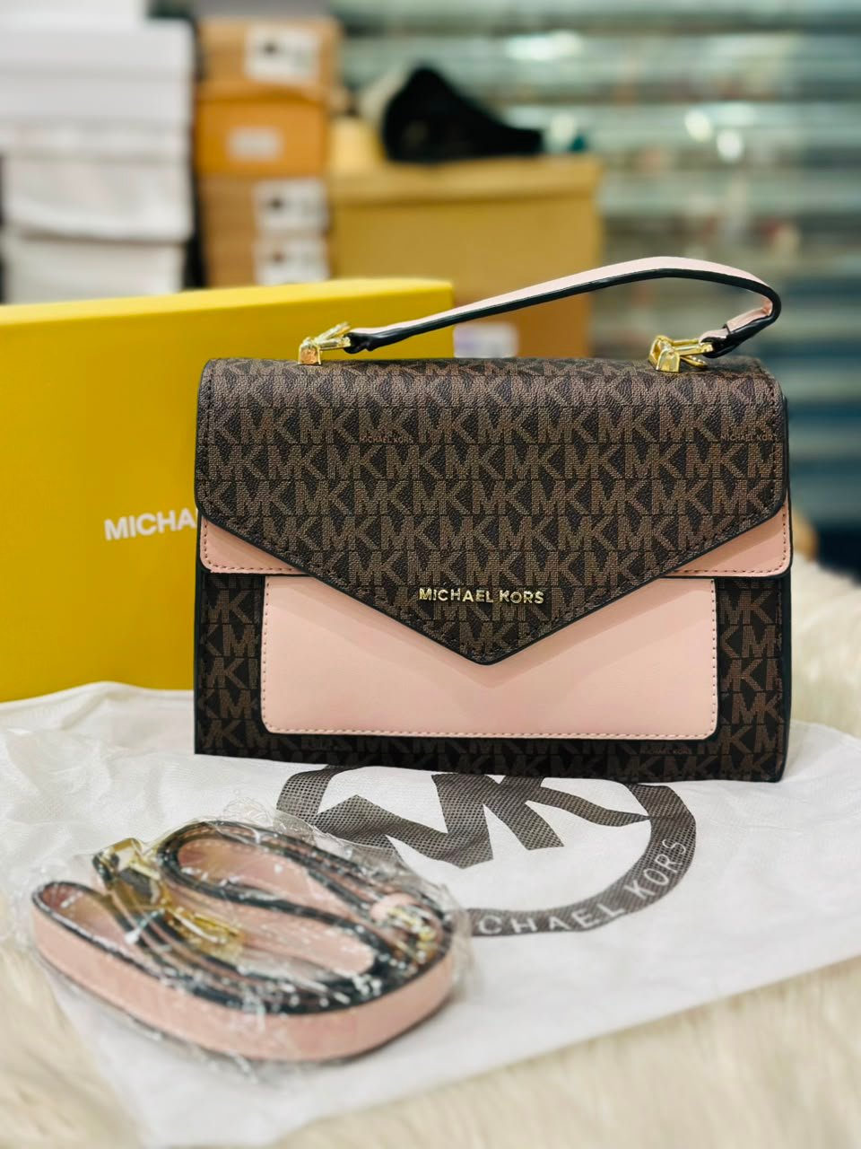 Michael Kors Ludlow Signature Satchel in Brown and Pink