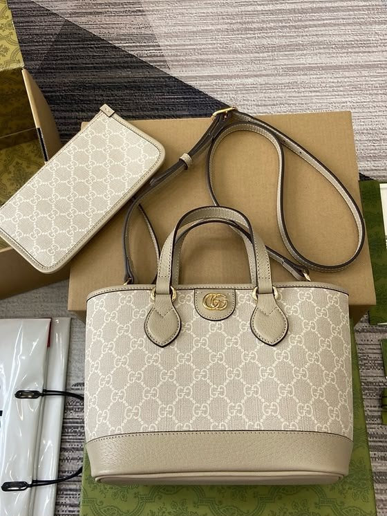 Gucci GG Supreme Ophidia Small Tote Bag in Beige