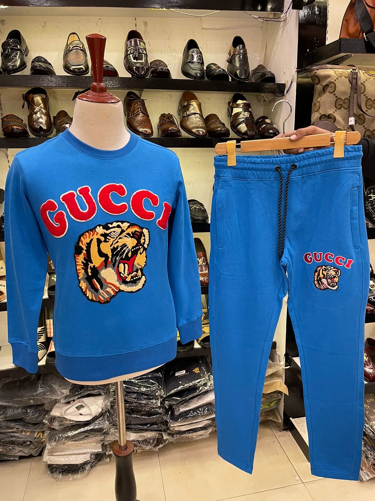 TRACKSUIT -89