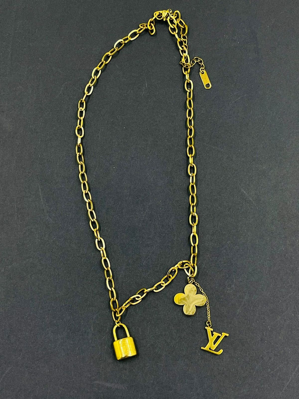Necklace -16