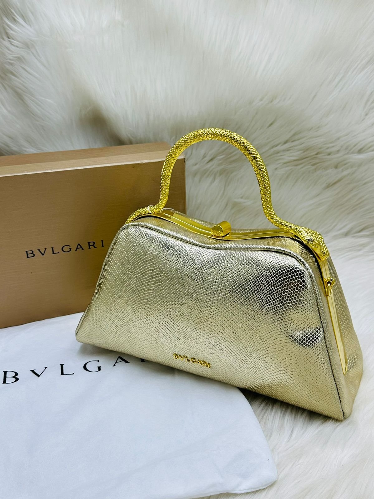 HAND BAG -118
