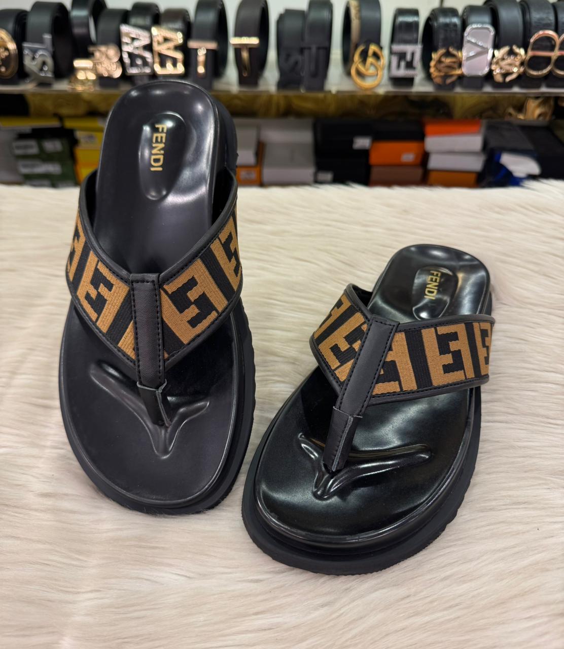 MEN SLIDES -021