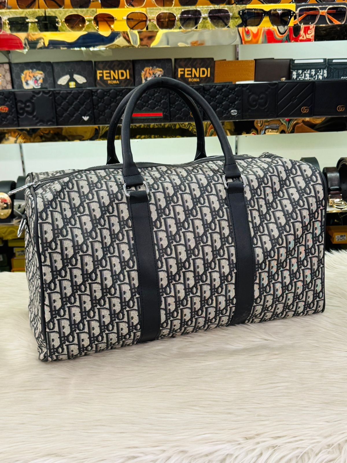 TRAVEL BAG -07