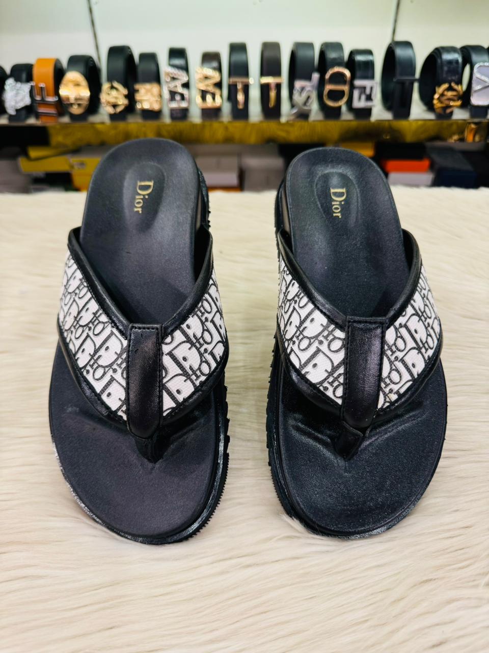MEN SLIDES -022