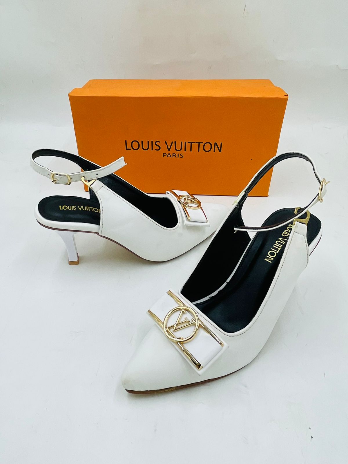 FEMALE HEELS -011