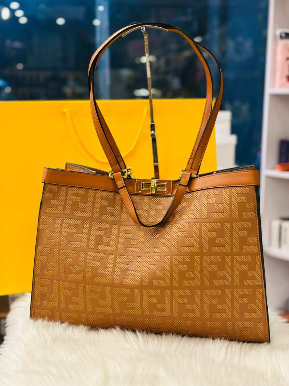 Peekaboo X-Tote bag-083