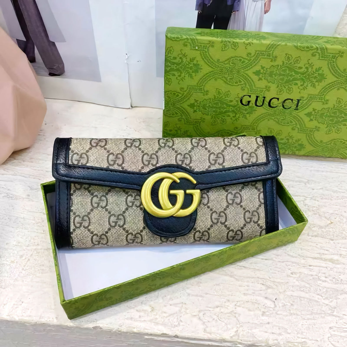 Female wallet-01