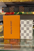 Male cardholder-08