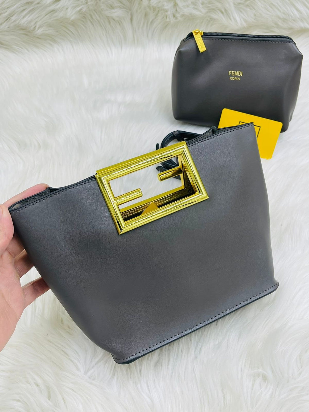HAND BAG -80