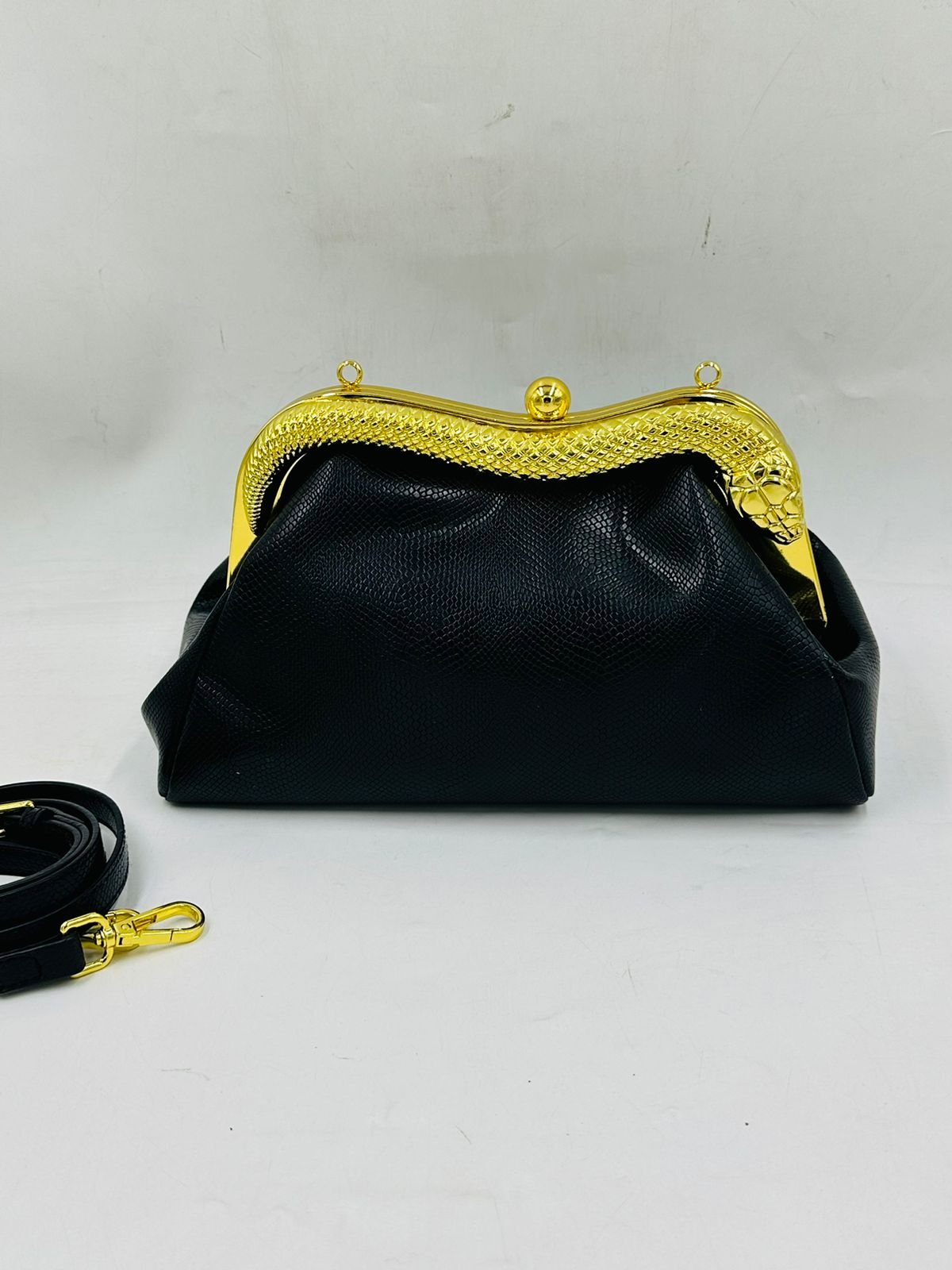 HAND BAG -165