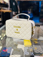 HAND BAG -50