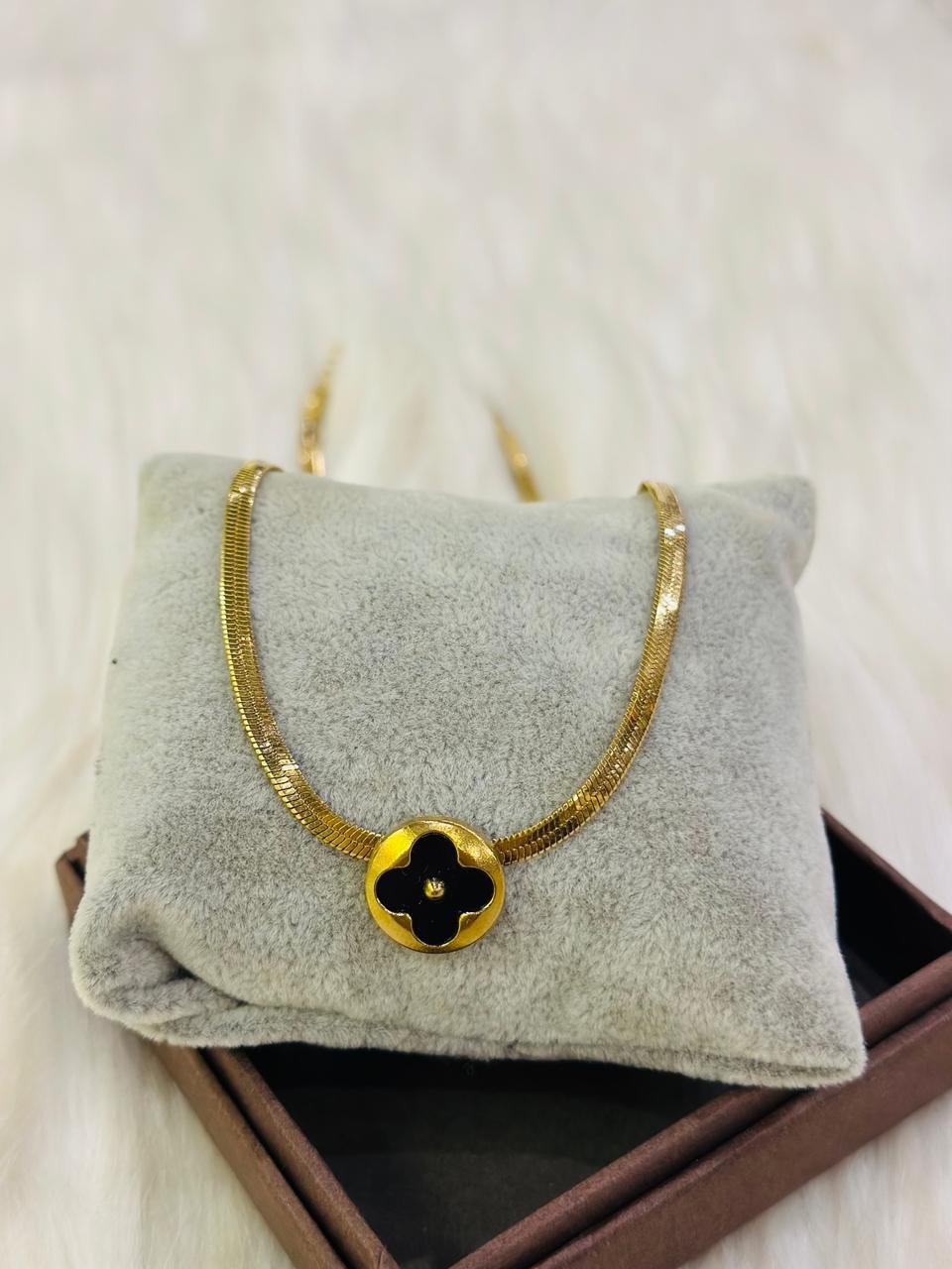 JEWELLERY -18
