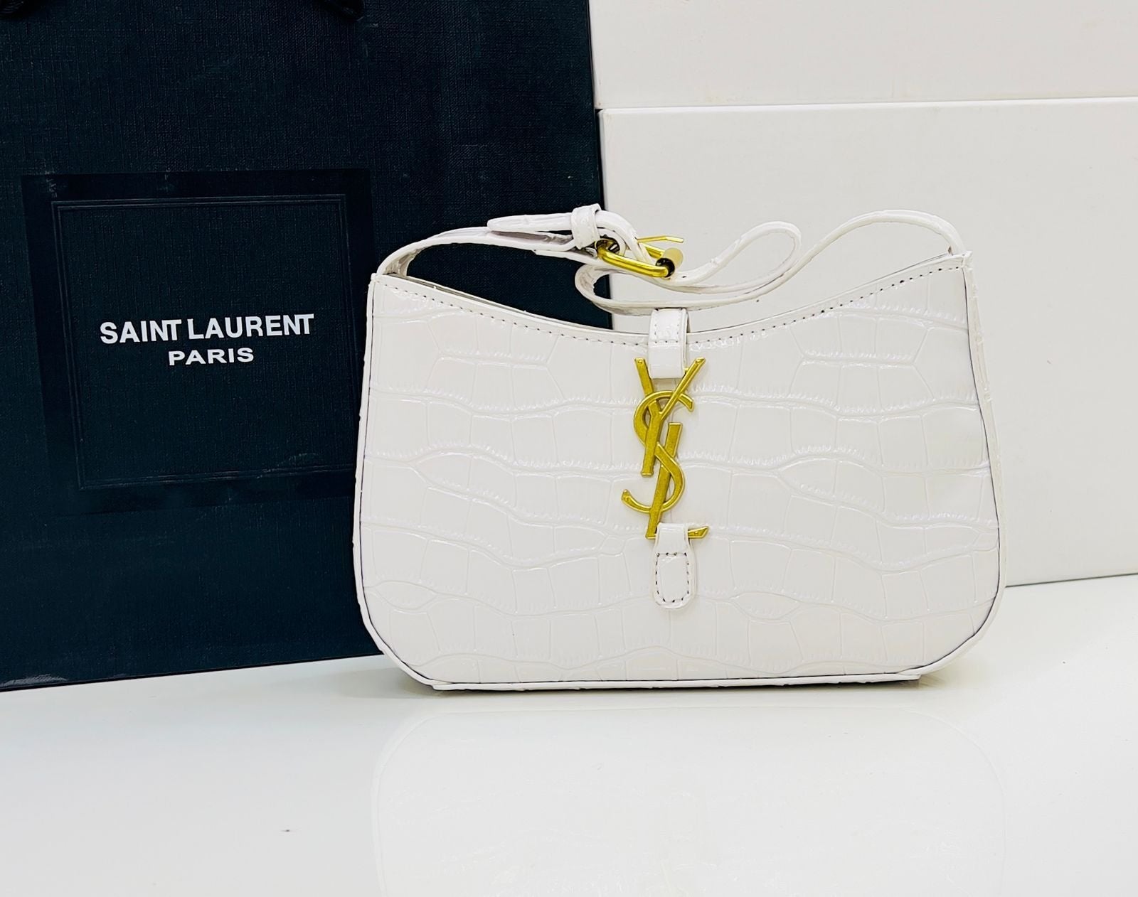 HAND BAG -172