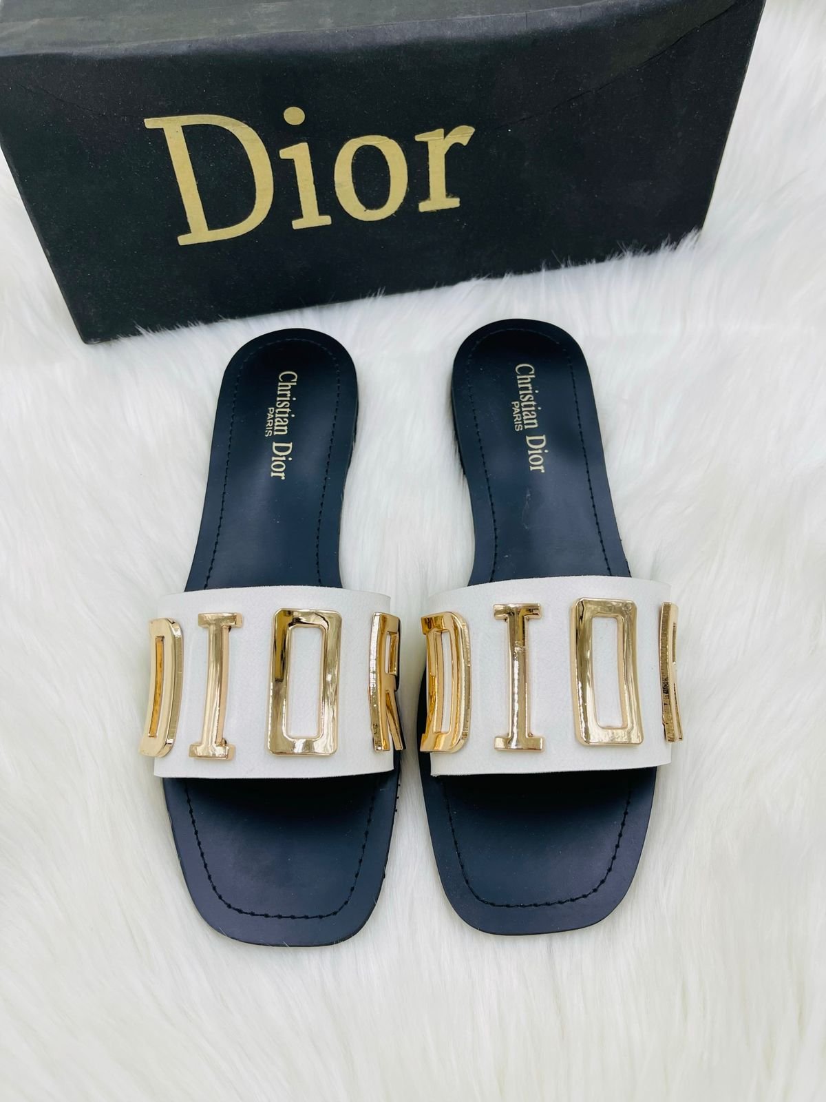 FEMALE SLIDES -98