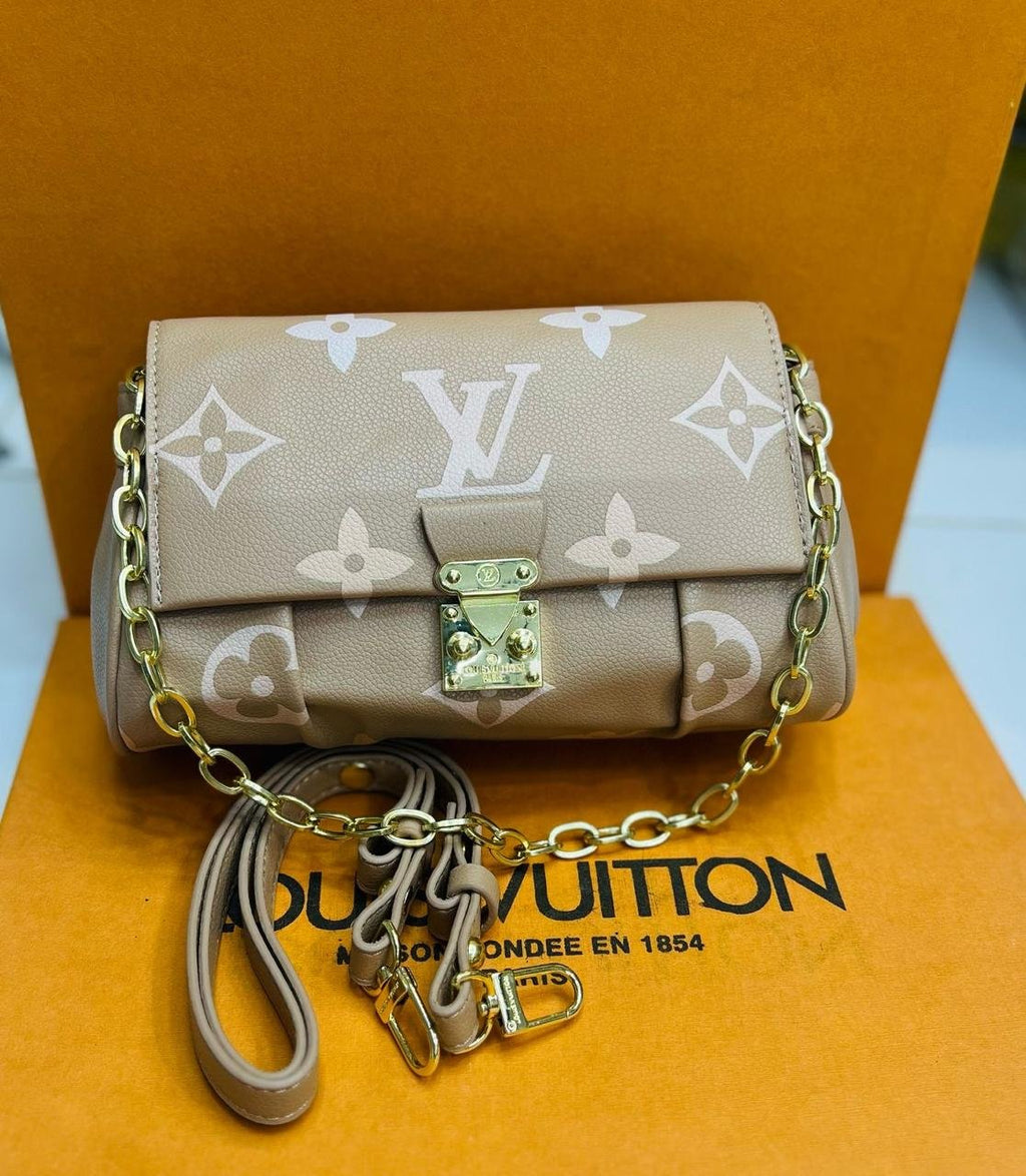 HAND BAG -240