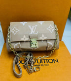 HAND BAG -240