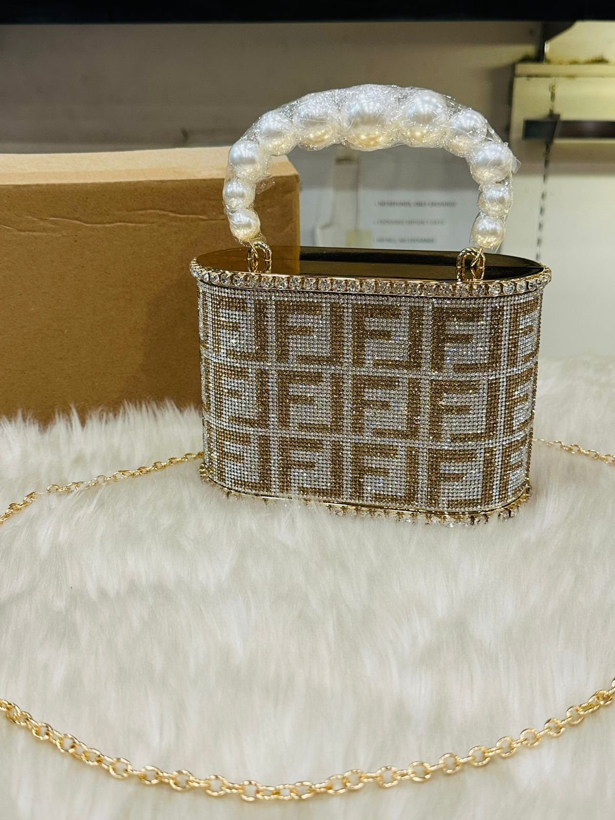HAND BAG -228