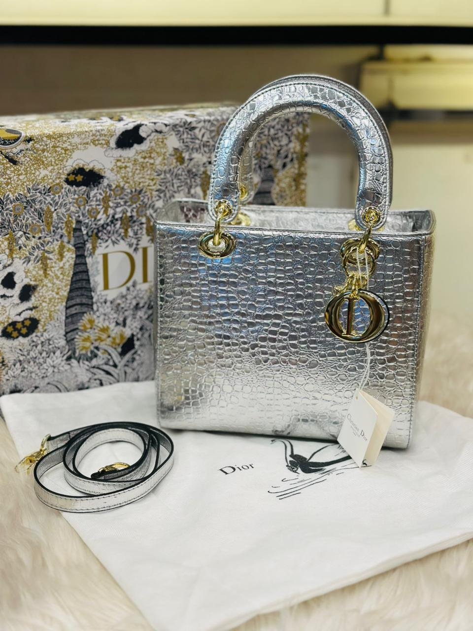 HAND BAG -219