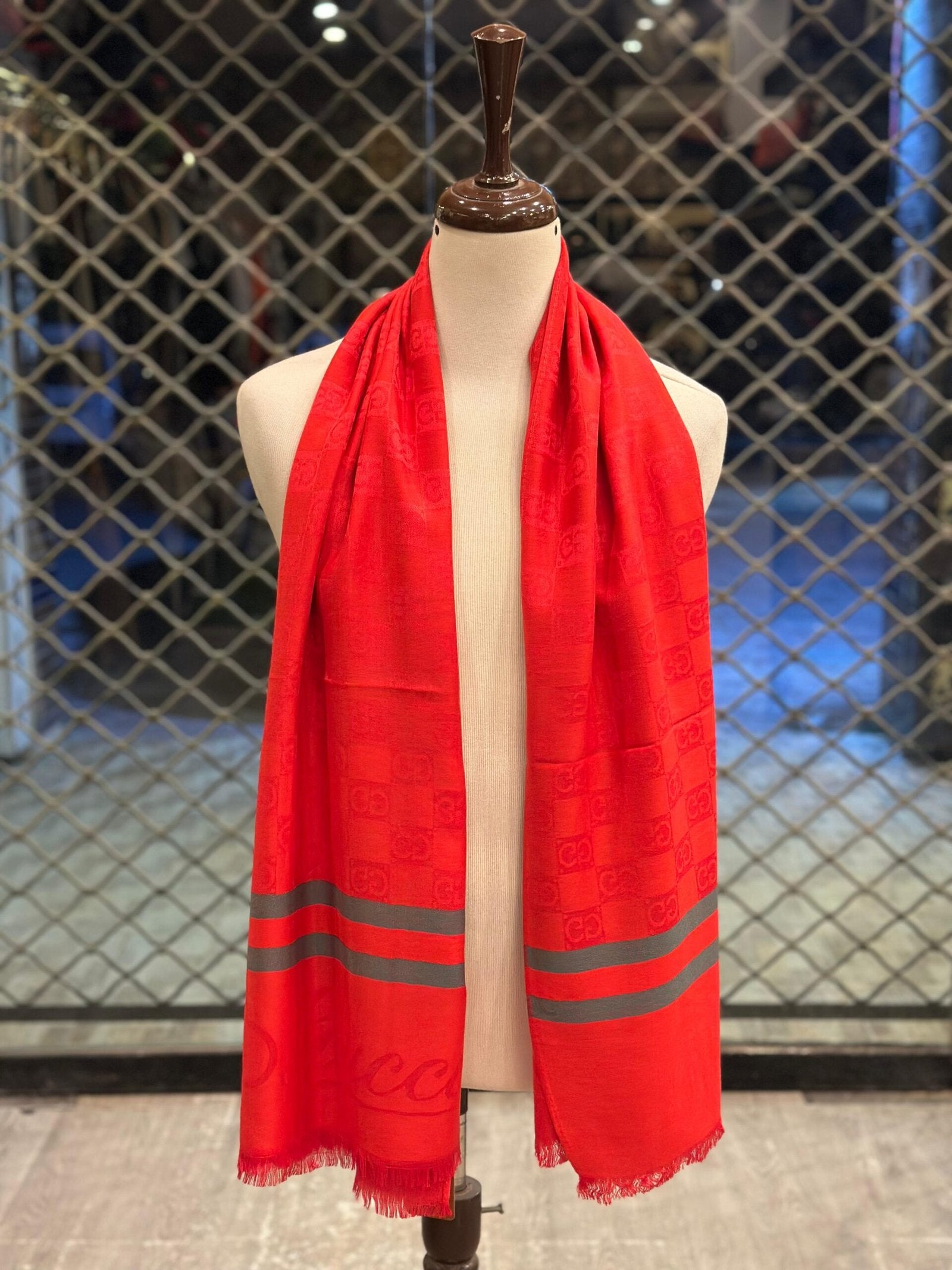 FEMALE SCARF -10 MM