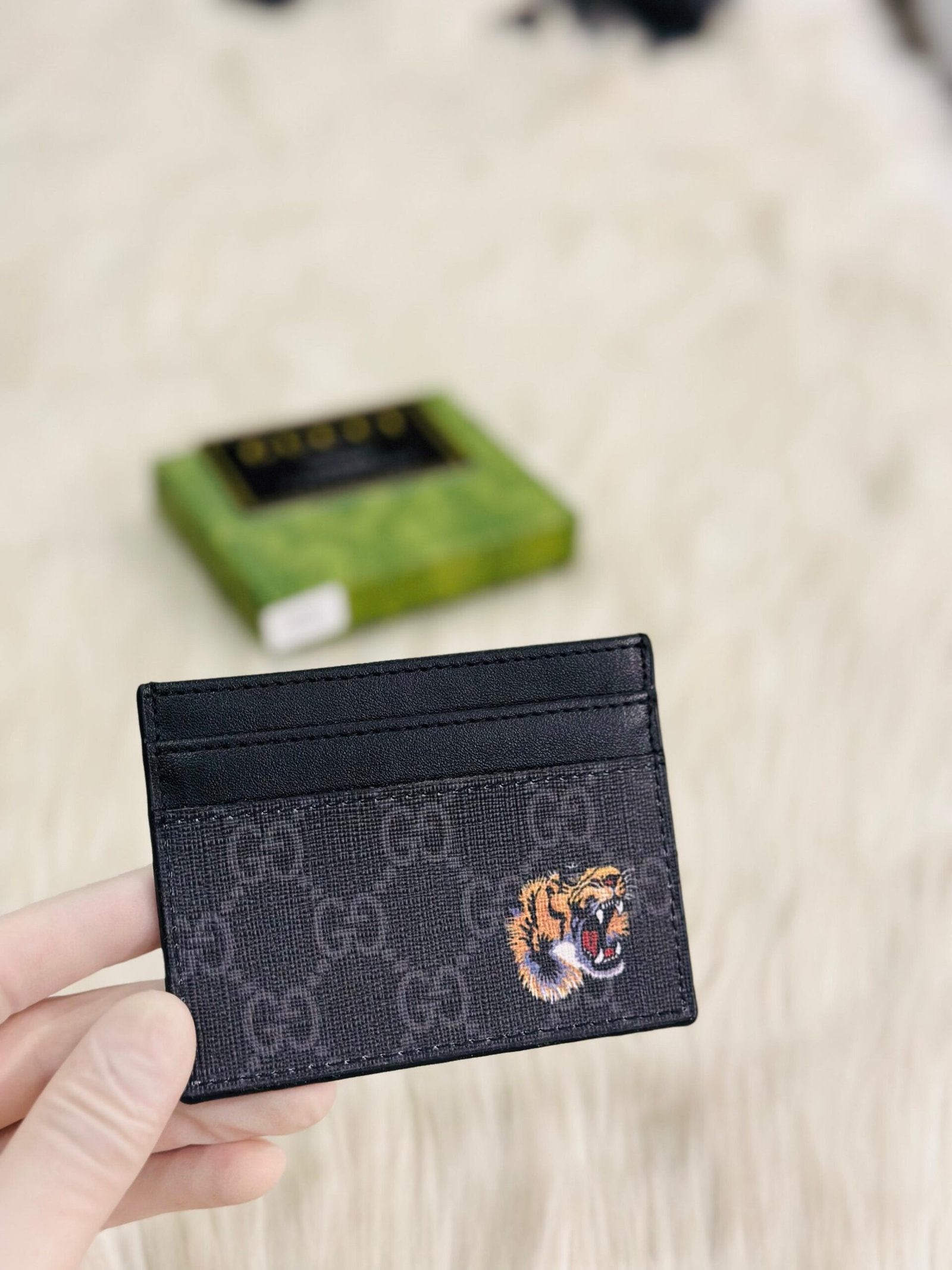 CARD HOLDER -03