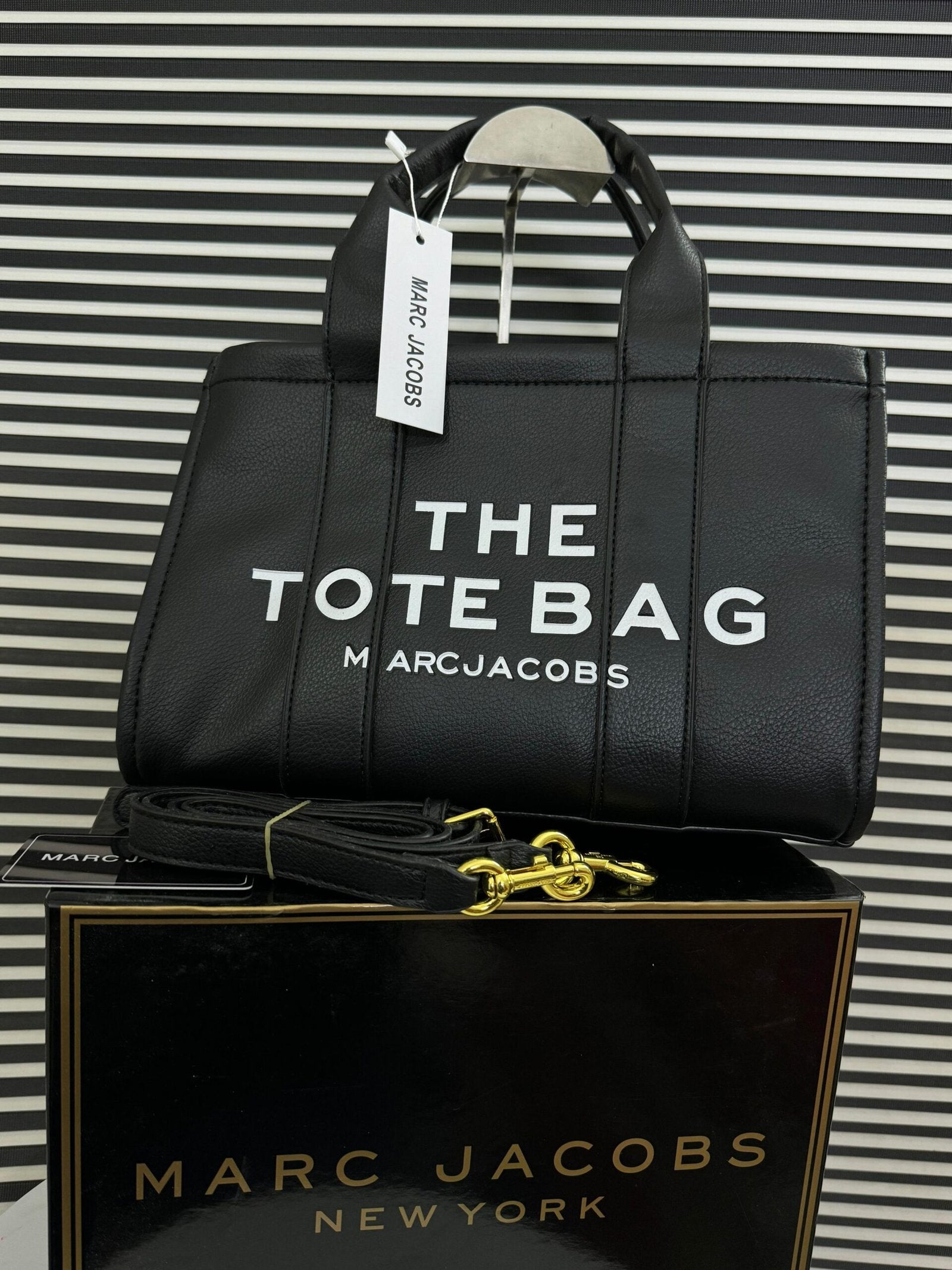 HAND BAG -40