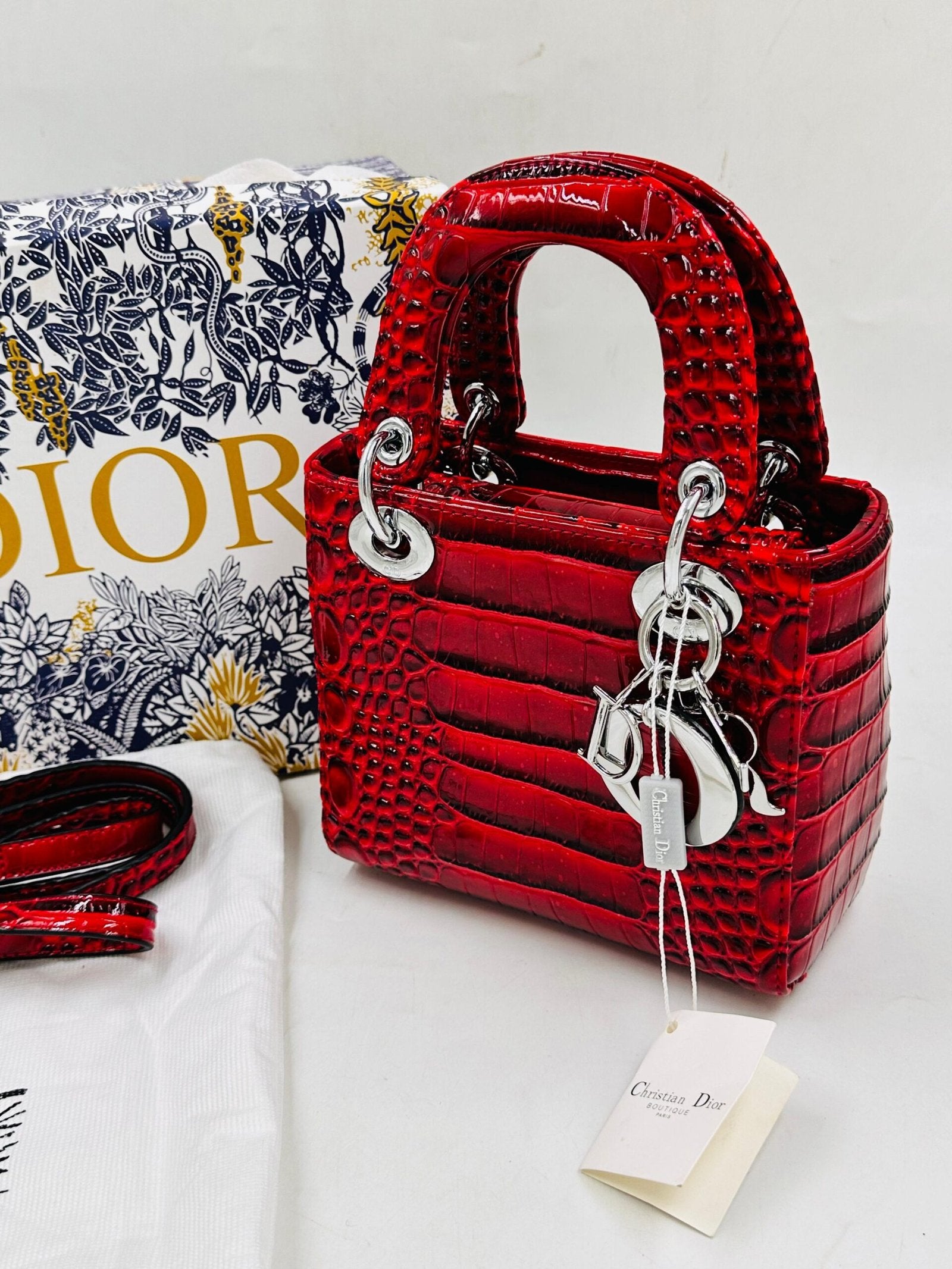 HAND BAG -41
