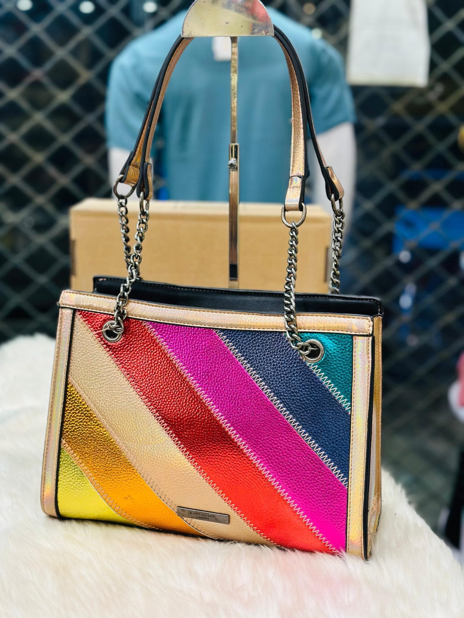 HAND BAG -281