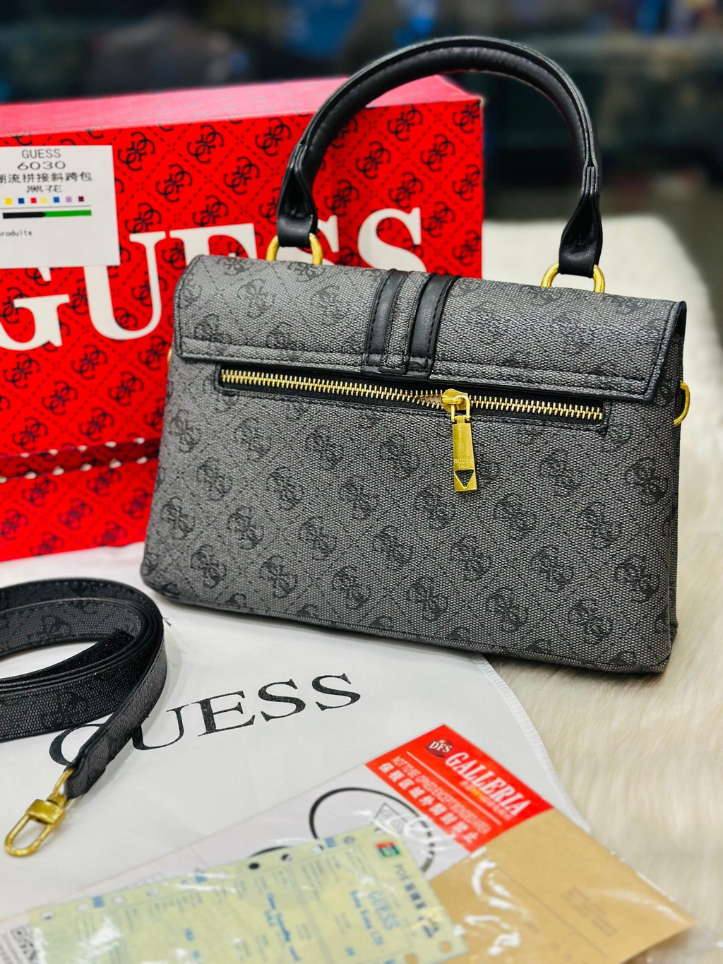 HAND BAG -60
