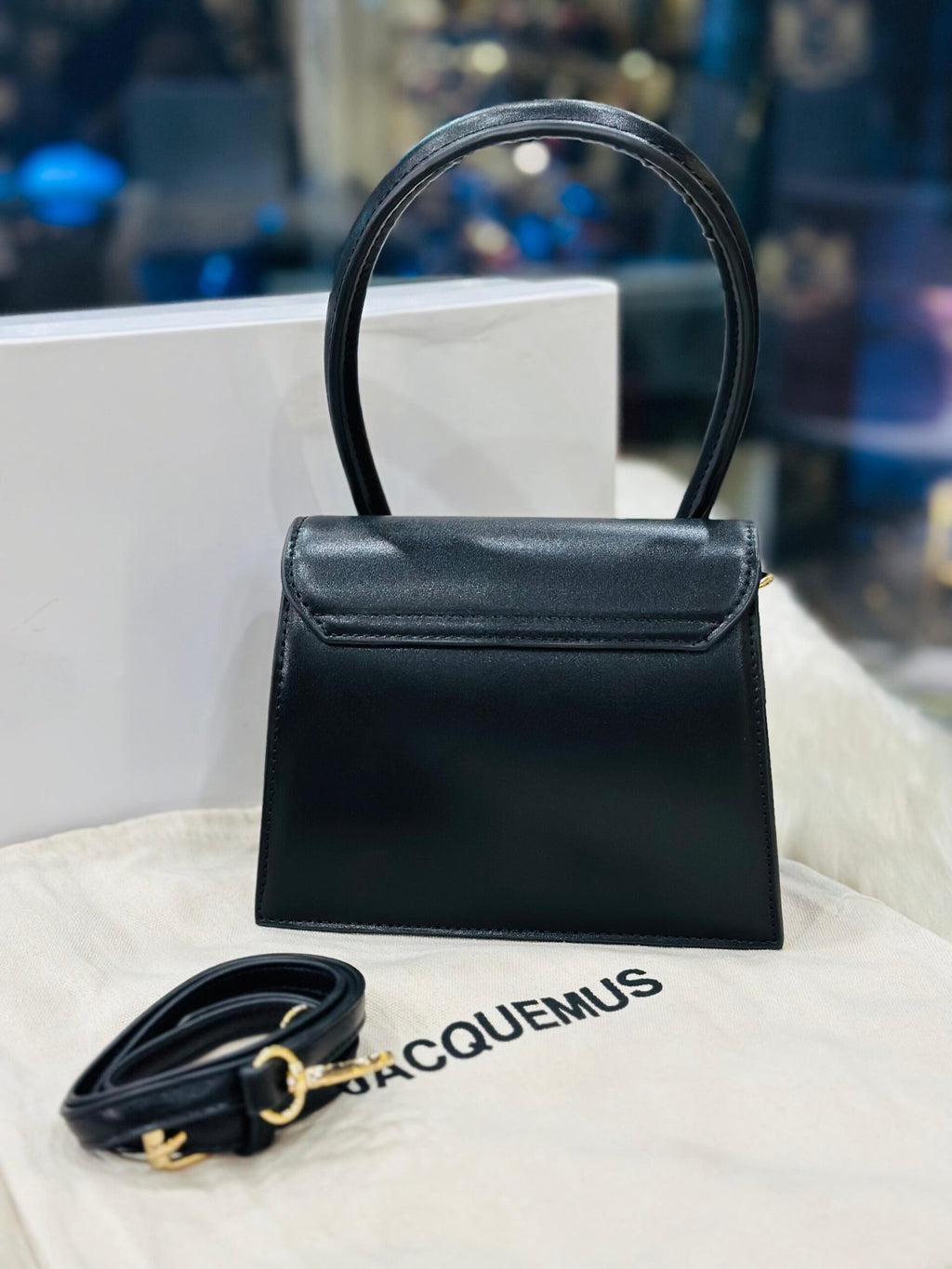 HAND BAG -68