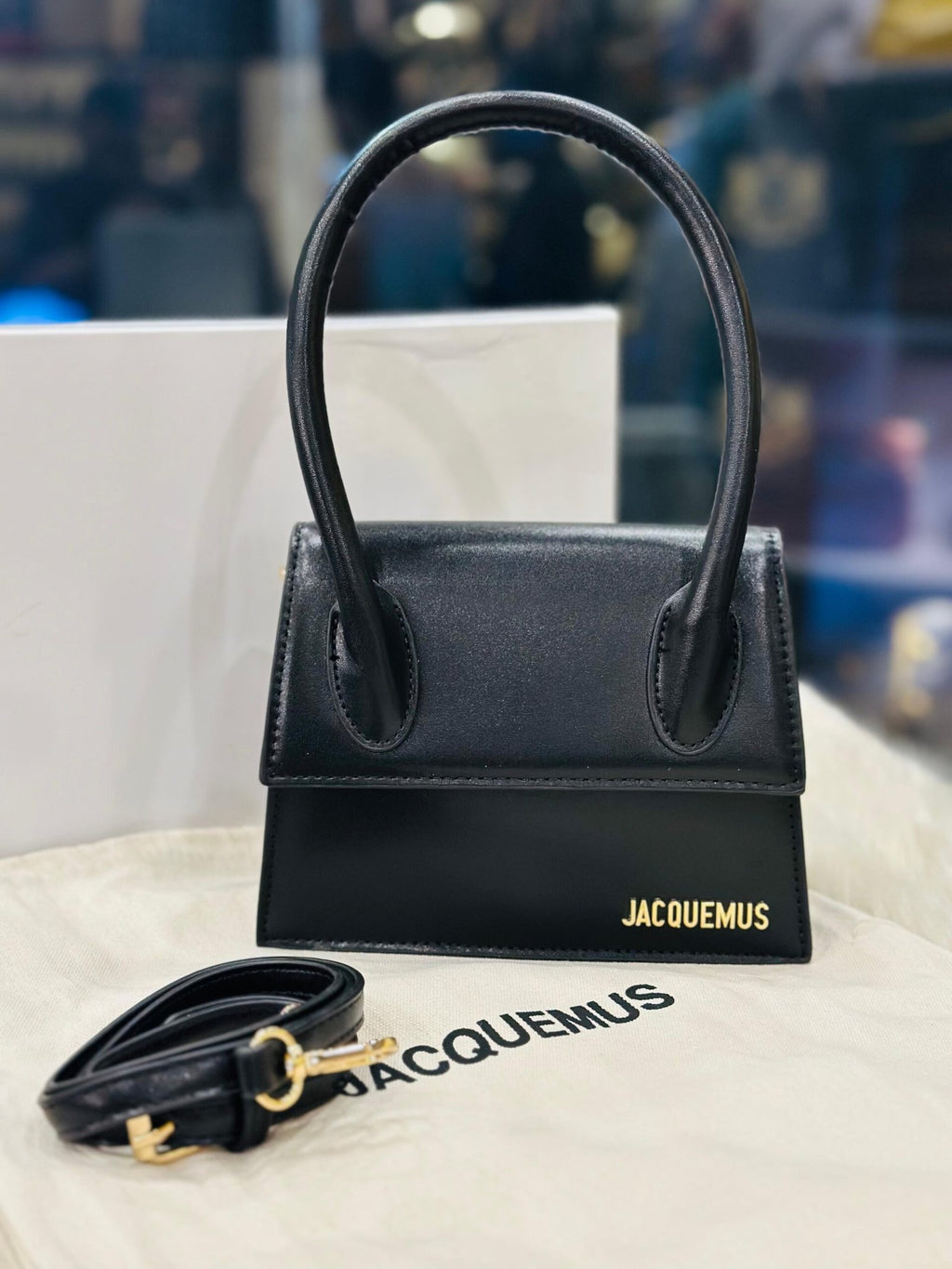 HAND BAG -68