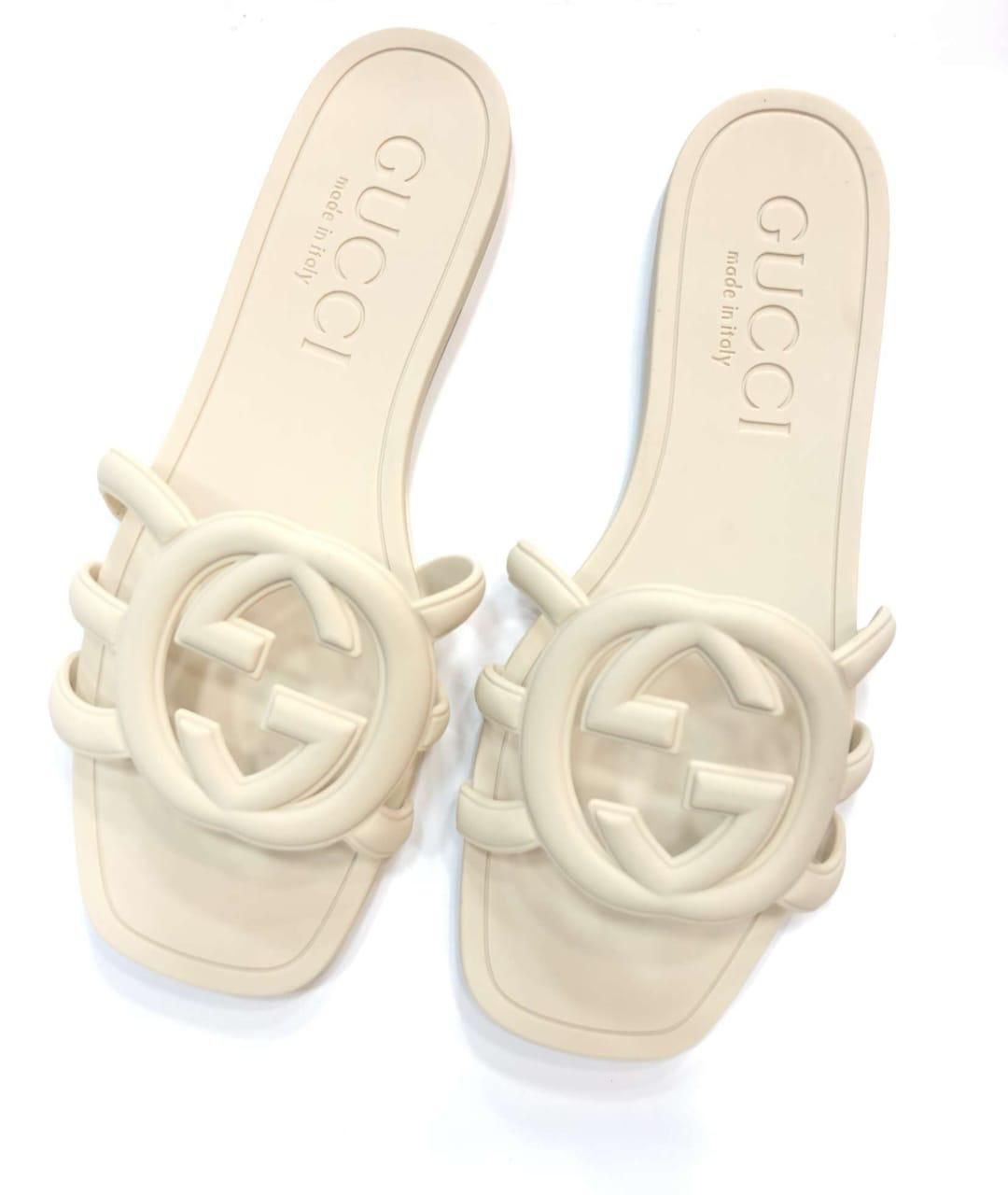 FEMALE SLIDES-007