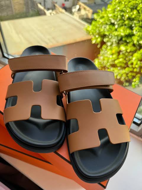 Female slide -301