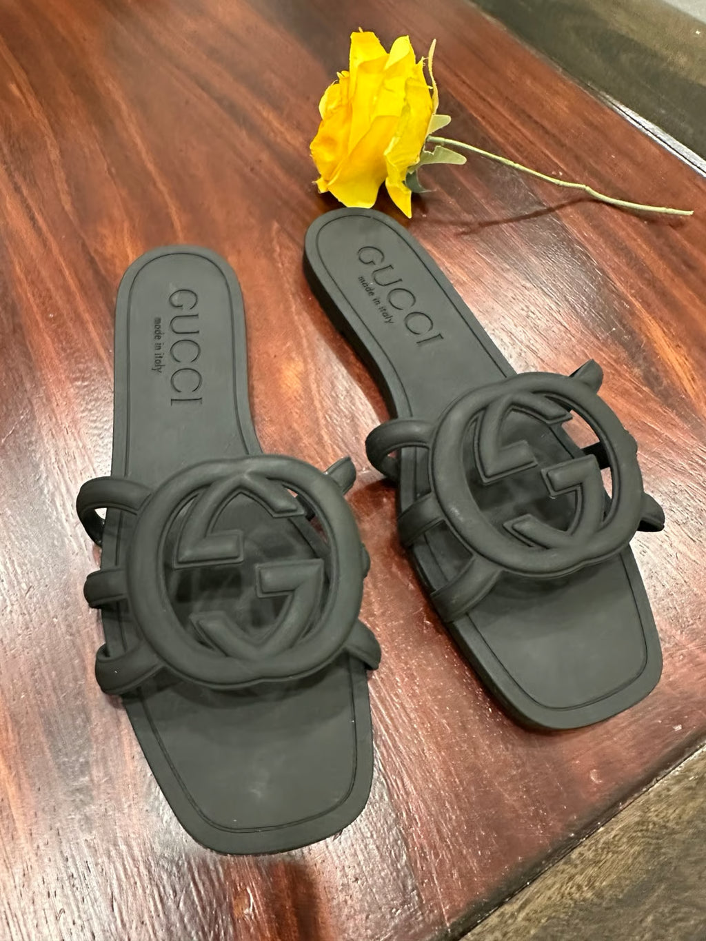 FEMALE SLIDES-003