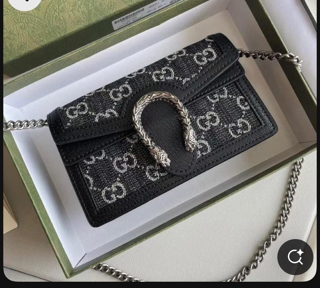 Gucci Dionysus GG Super Mini Bag in Black