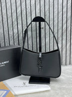 Saint Laurent Hobo bag in Black Leather